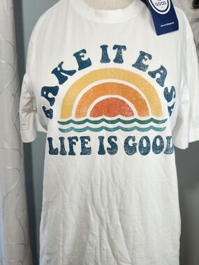 Life Is Good Take It Easy White Crusher Graphic Tee  Small